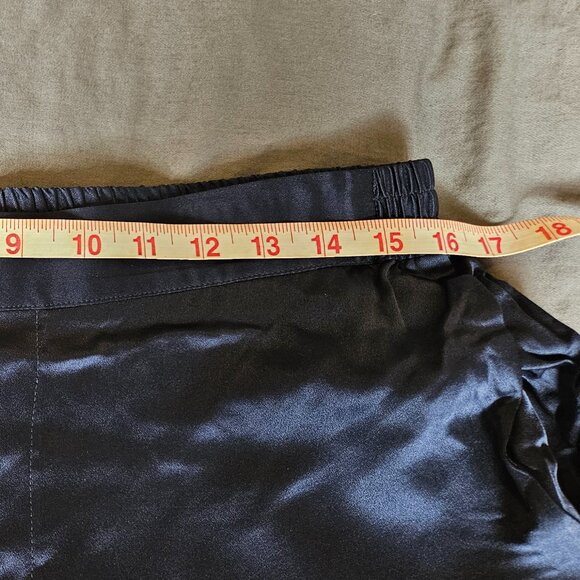 LilySilk Mulberry Silk Navy jogger pants - Picture 4 of 8